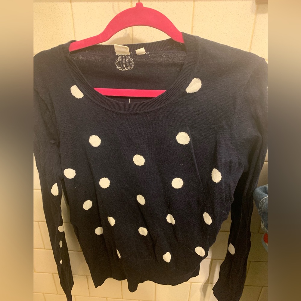 Gap sweater